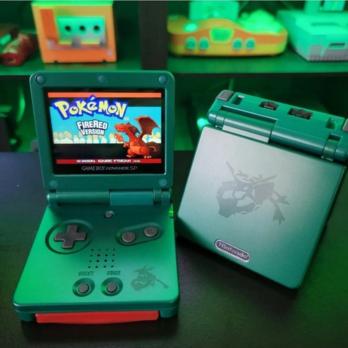 Green nintendo game boy - nintendo,